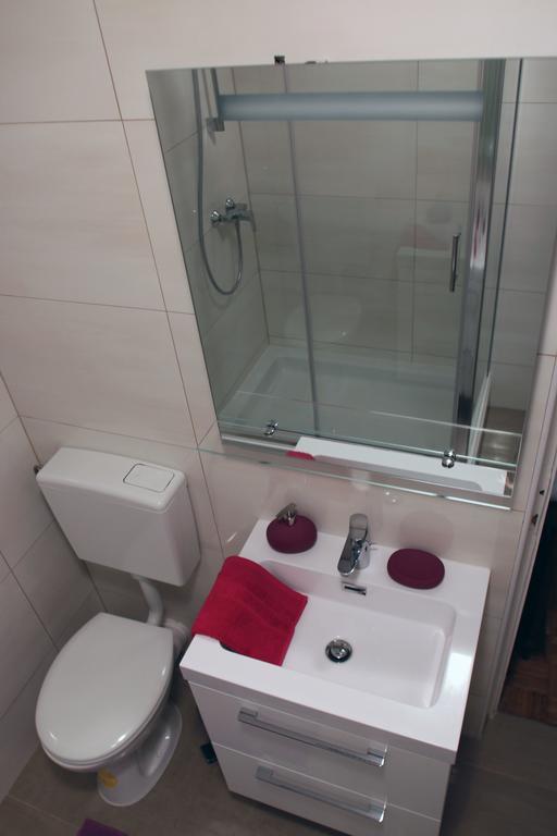 Blue Rose Apartment Trogir Bagian luar foto