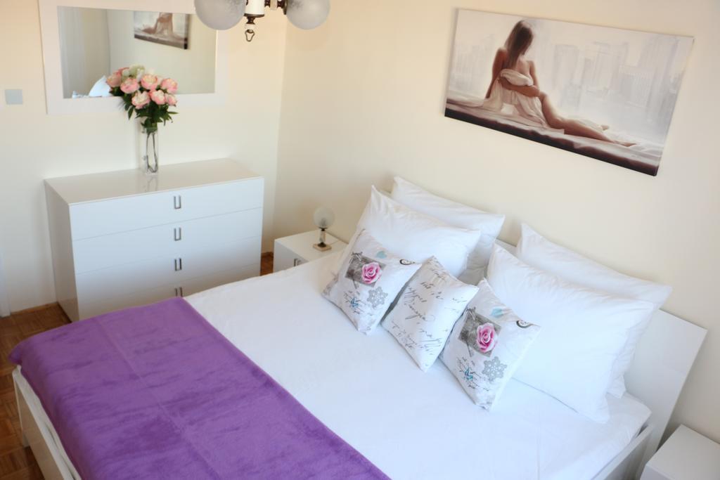 Blue Rose Apartment Trogir Bagian luar foto
